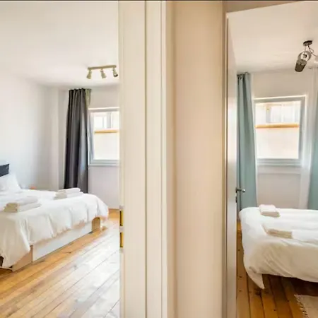Cozy 2bdr Balcony With View In Historic Center アパート ソフィア