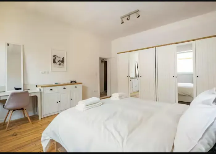 Cozy 2bdr Balcony With View In Historic Center * Sofia