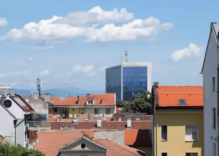 Appartamento Cozy 2bdr Balcony With View In Historic Center Sofia